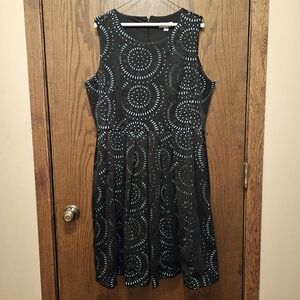 LIKE NEW Calvin Klein Black & Light Blue Fit & Flare Sleeveless Dress Laser Cut